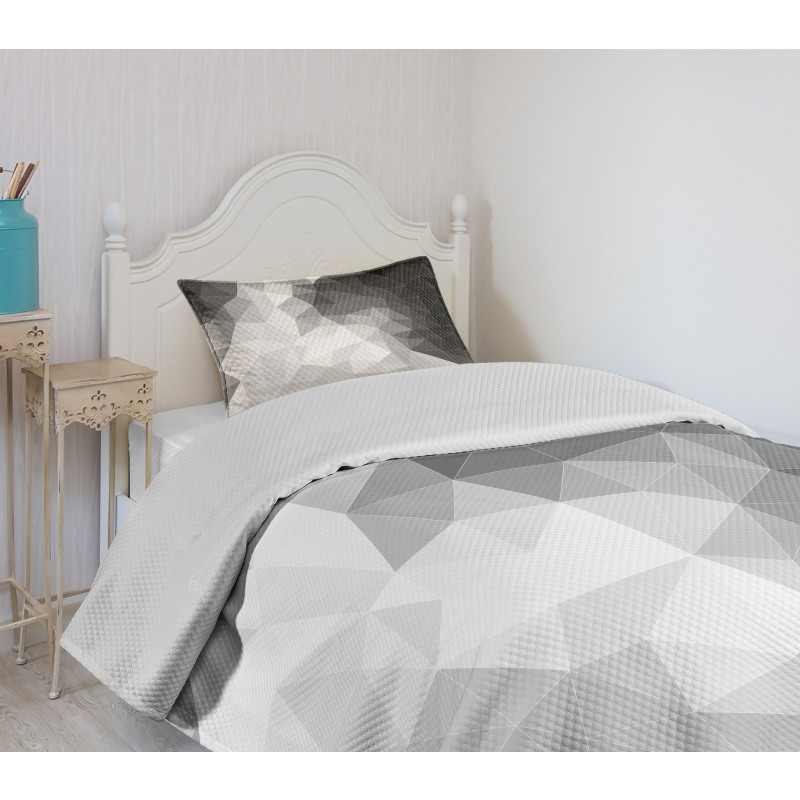 Polygon Triangle Bedspread Set