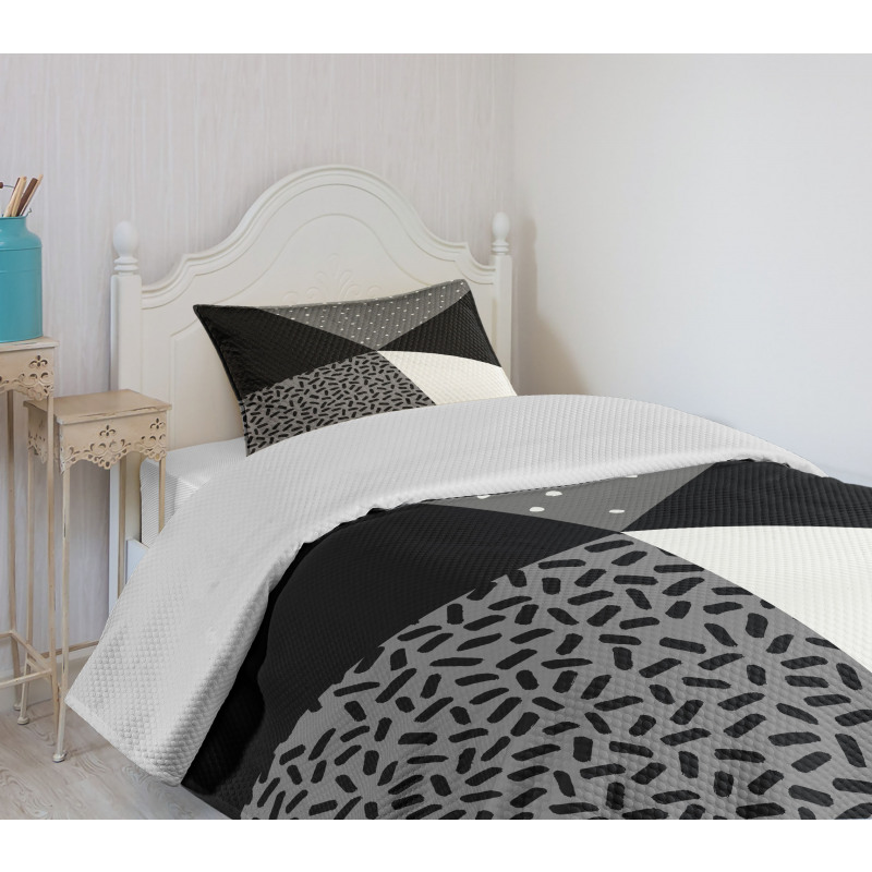 Dots and Stripes Bedspread Set