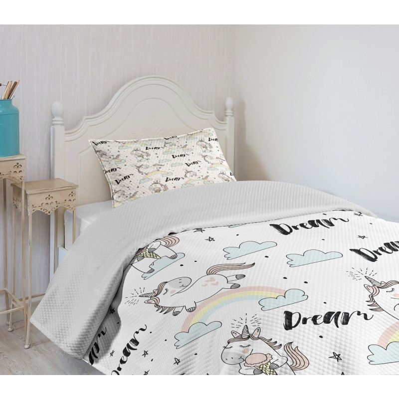 Myth Horse Flying Bedspread Set