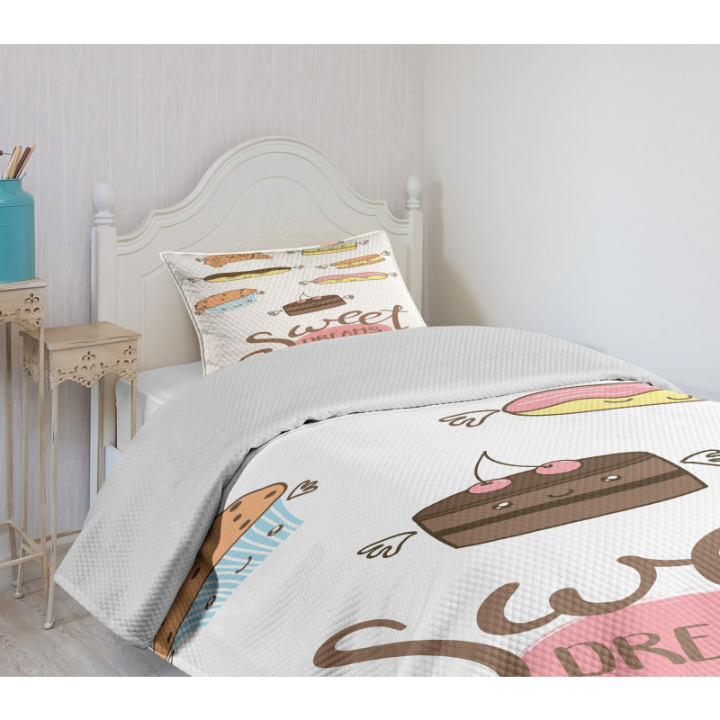 Éclair and Cake Bedspread Set