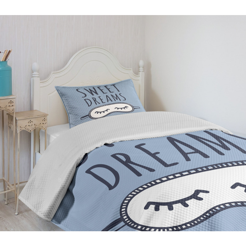 Sleeping Doodle Bedspread Set