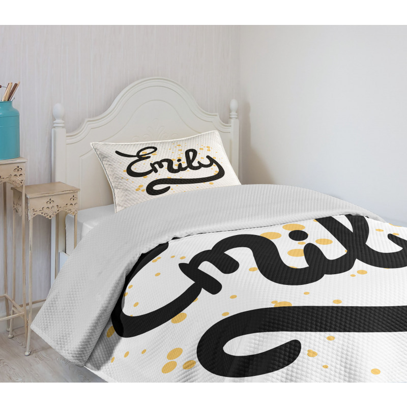 Modern Calligraphic Font Bedspread Set