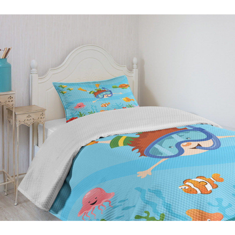 Cartoon Boy Diving to Sea Bedspread Set