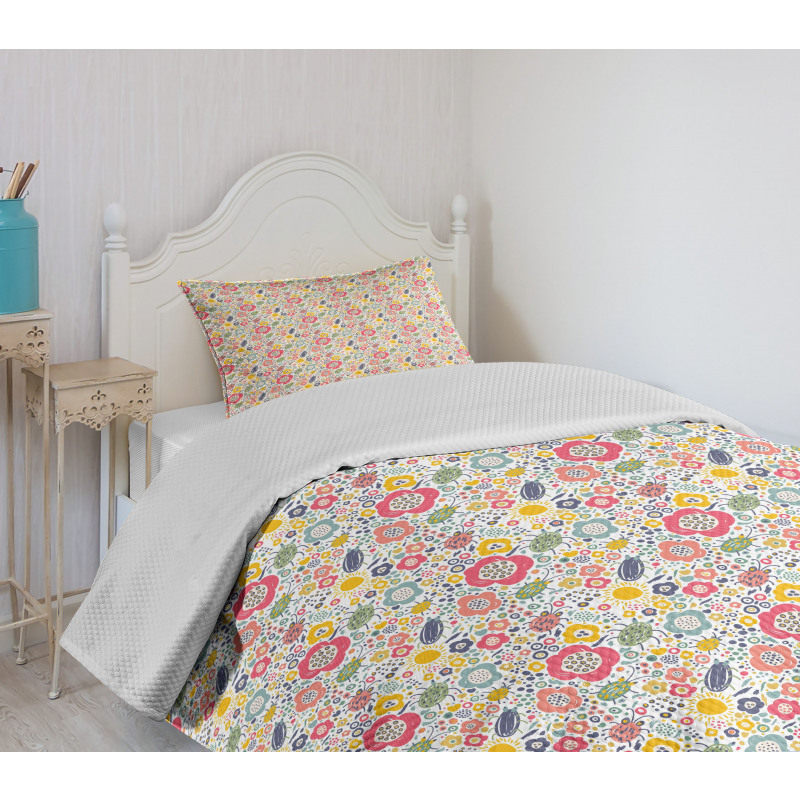 Summer Nature Doodle Bedspread Set