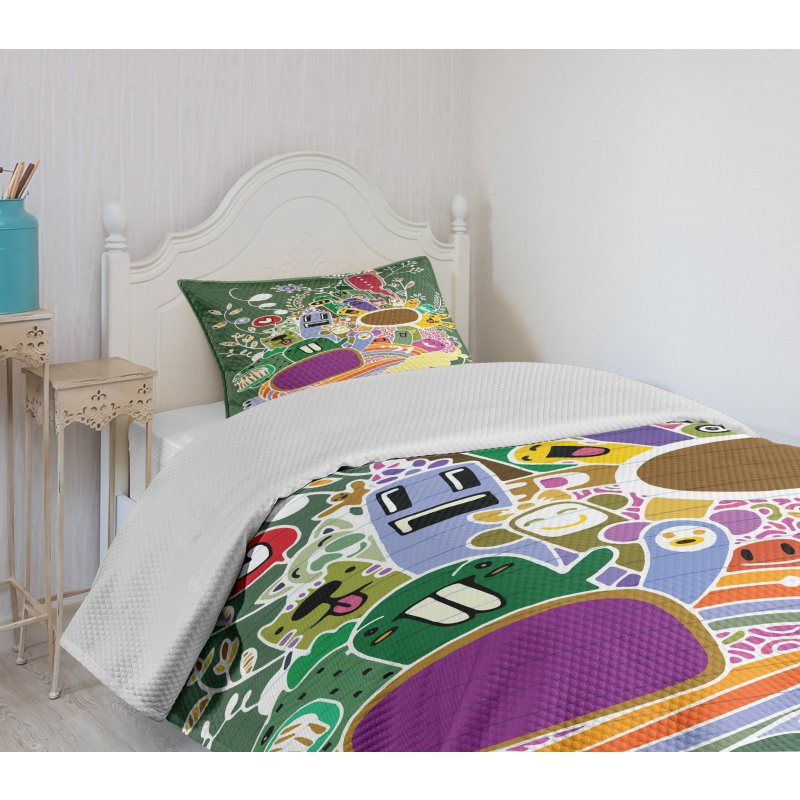 Monsters and Animals Bedspread Set