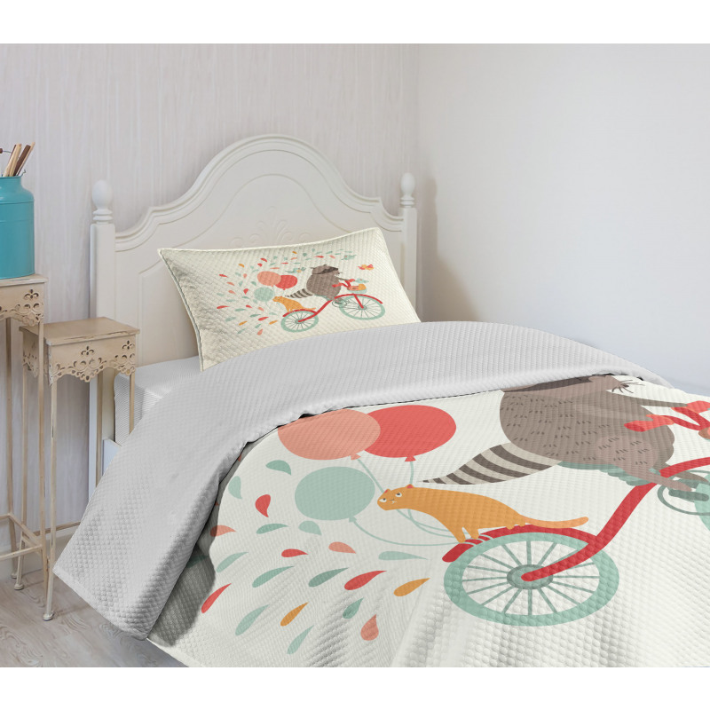 Cheerful Raccoon Bike Bedspread Set