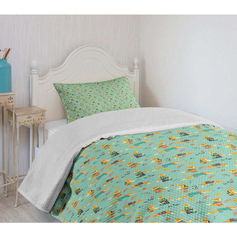 Foxes with Glasses Bedspread Set