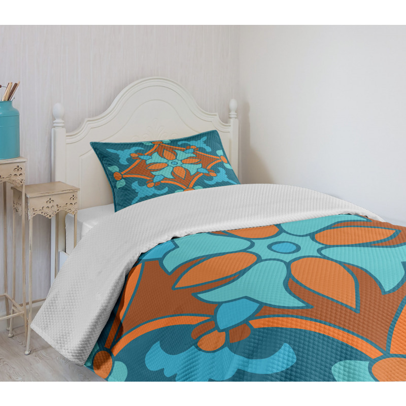 Folkloric Pattern Bedspread Set