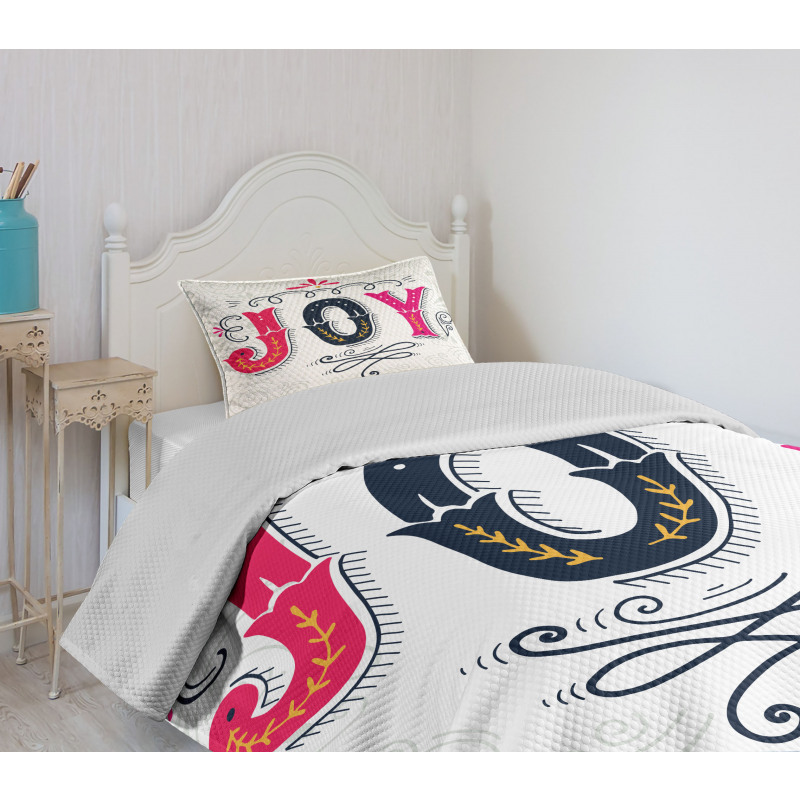 Retro Style Calligraphy Art Bedspread Set