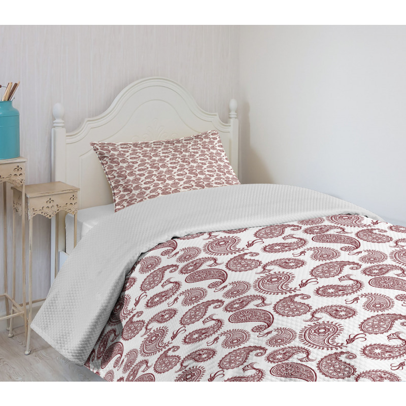 Paisley Leaves Mehndi Bedspread Set