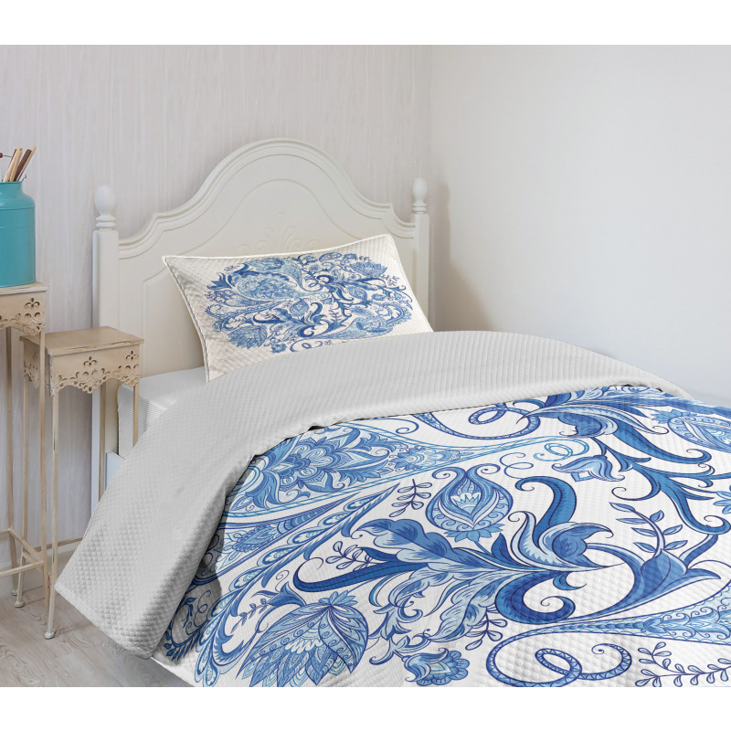 Paisley Circle in Blue Bedspread Set