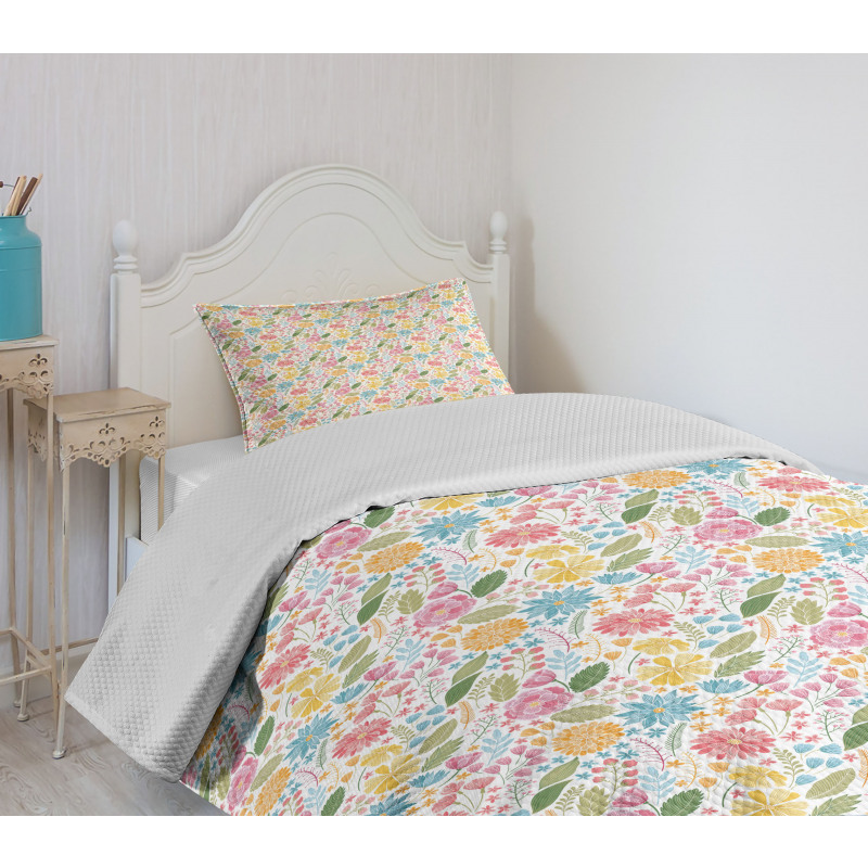 Blossoming Fresh Garden Bedspread Set