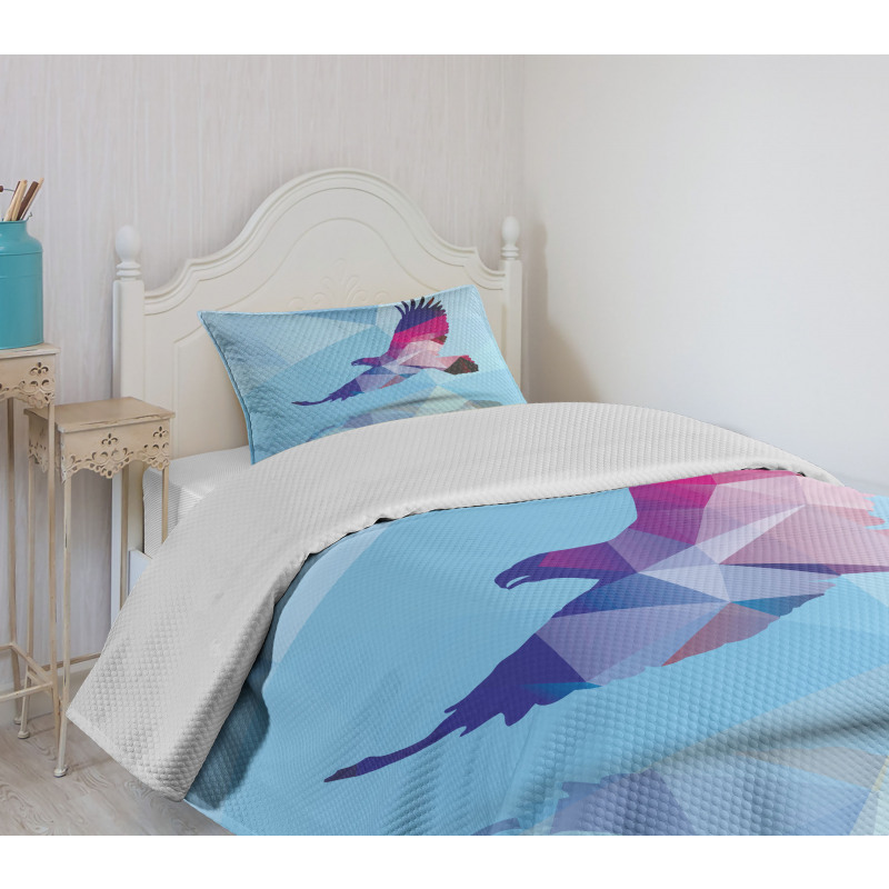 Polygonal Bird Design Bedspread Set