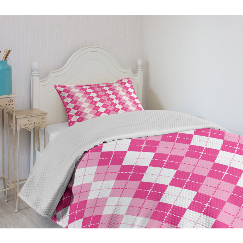 Traditional Argyle Bedspread Set