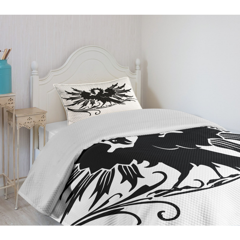 Medieval Eagle Bedspread Set