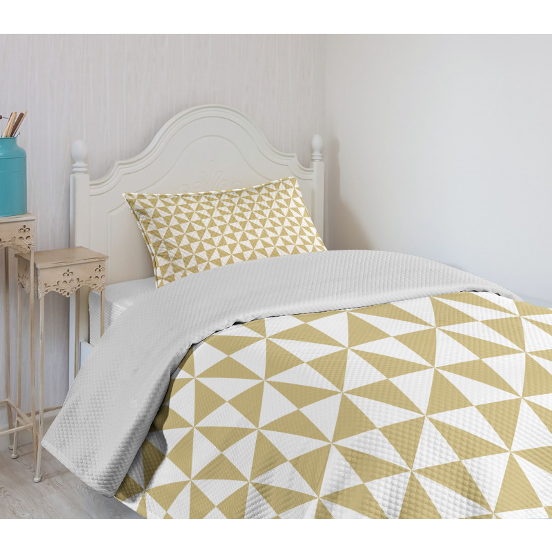 Symmetrical Diamonds Bedspread Set