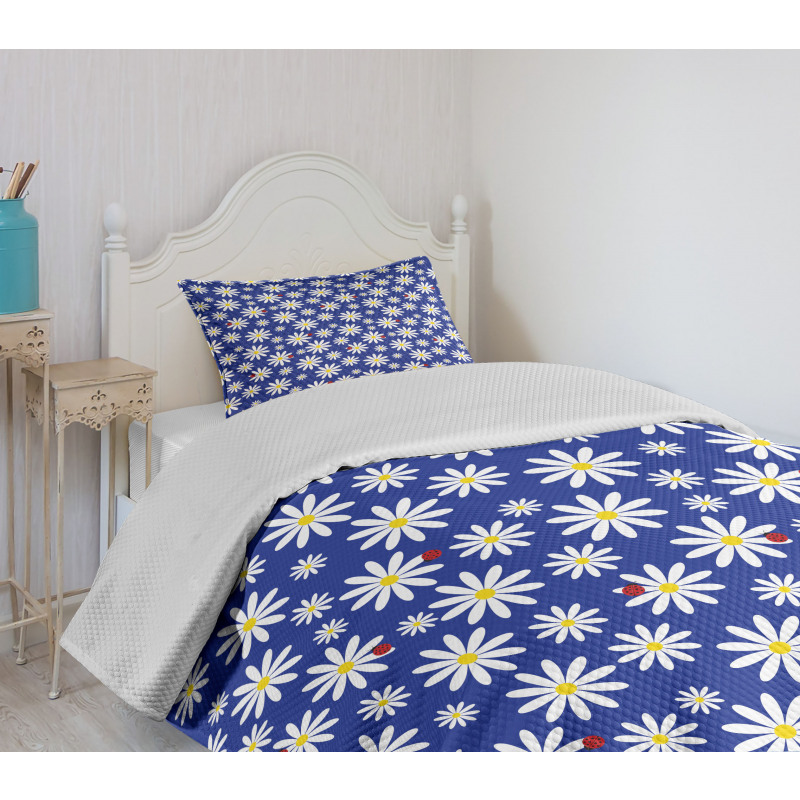 Daisies Spring Bugs Bedspread Set