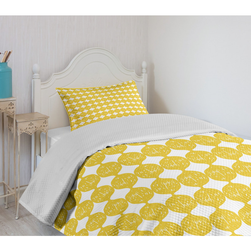 Ogee Pattern Lemons Bedspread Set