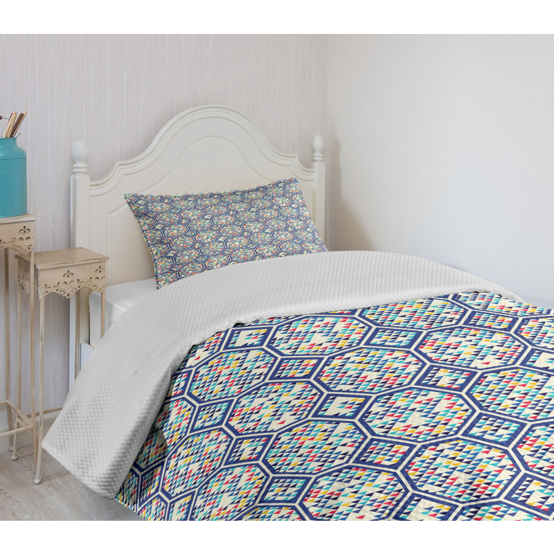 Triangles Tiles Artwork Bedspread Set