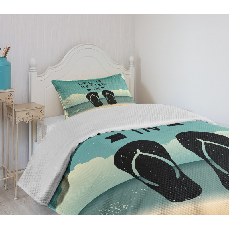 Scribbled Sandals Bedspread Set