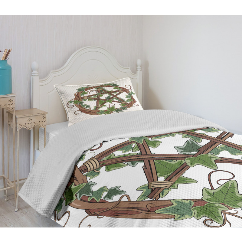 Vine Wreath with Ivy Bedspread Set