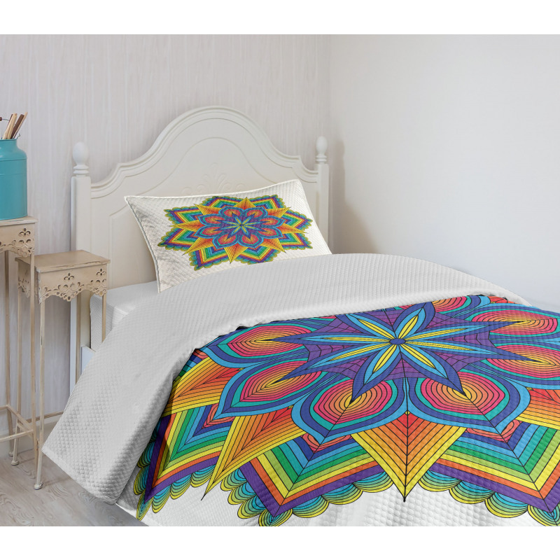 Petal Bedspread Set