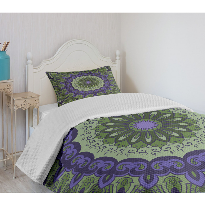 Mandala Leaves Bedspread Set