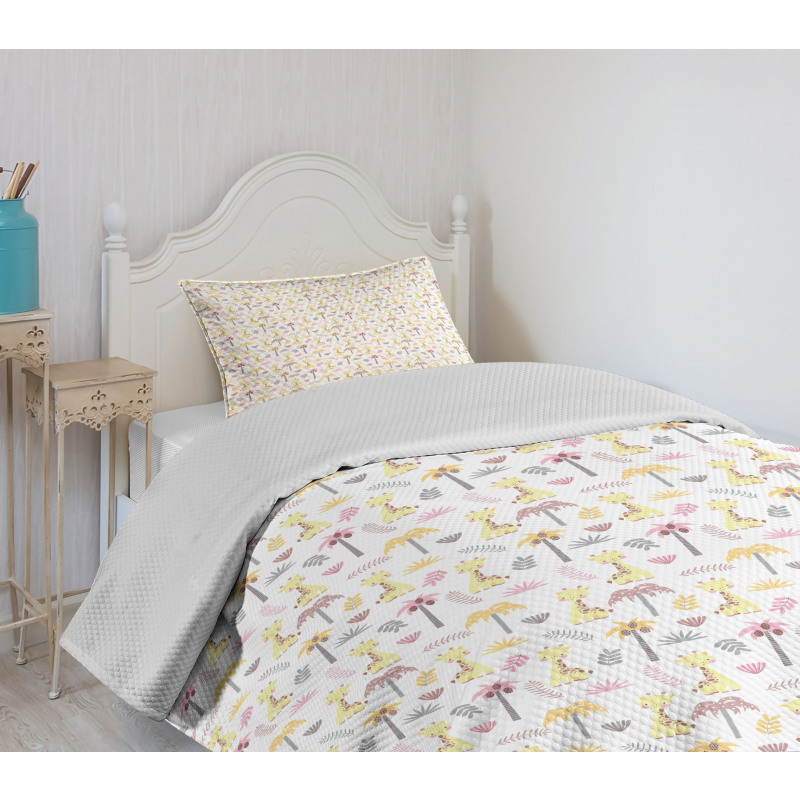 Young Giraffes Palm Trees Bedspread Set