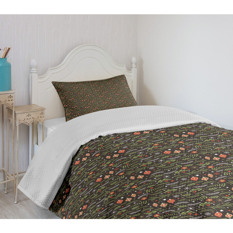 Mistletoe Pine Branch Bedspread Set