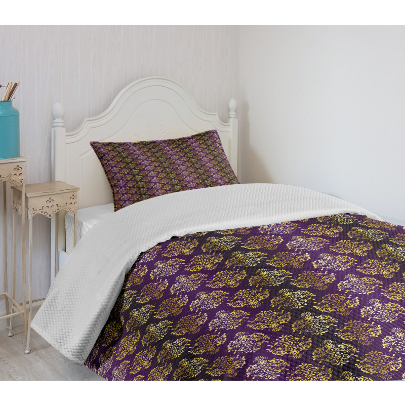 Oriental Leaf Dot Bedspread Set