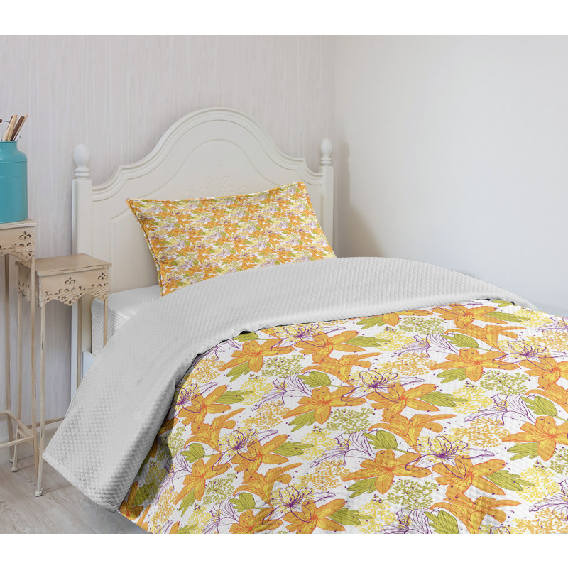 Lively Flowers Artwork Bedspread Set