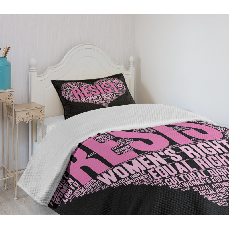 Heart Shape Phrase Bedspread Set