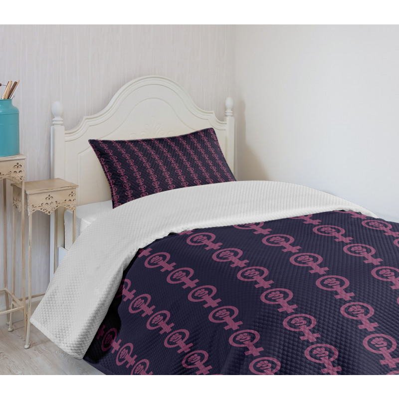 Venus Mirror and Fist Bedspread Set