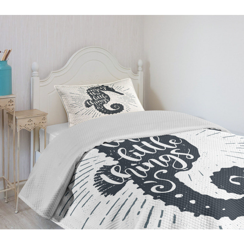 Uplifting Phrase Seahorse Bedspread Set