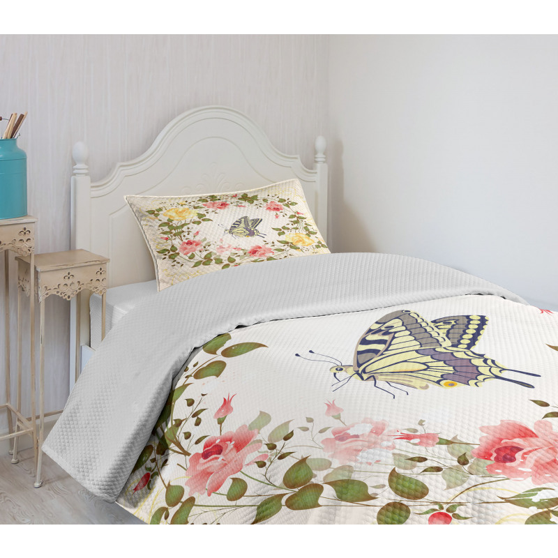 Vintage Wreath Butterfly Bedspread Set