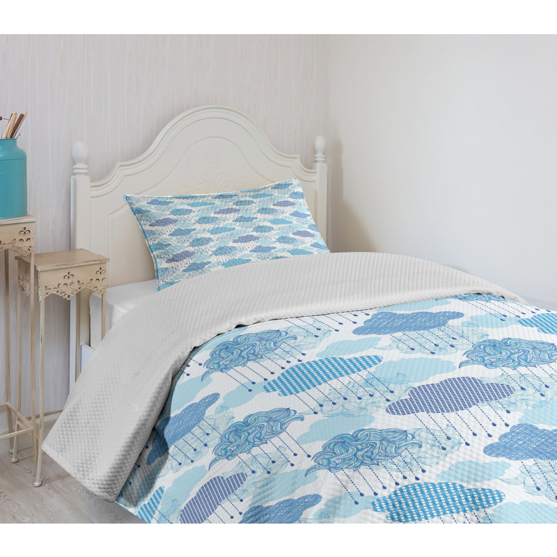 Nimbus Clouds Bedspread Set