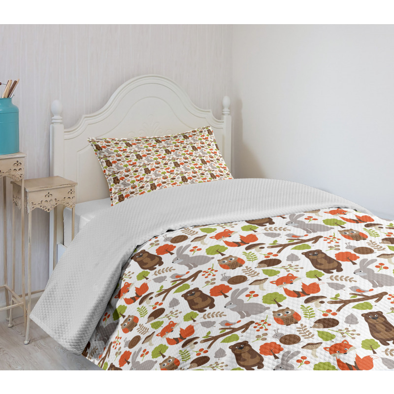 Small Forest Hedgehog Bedspread Set