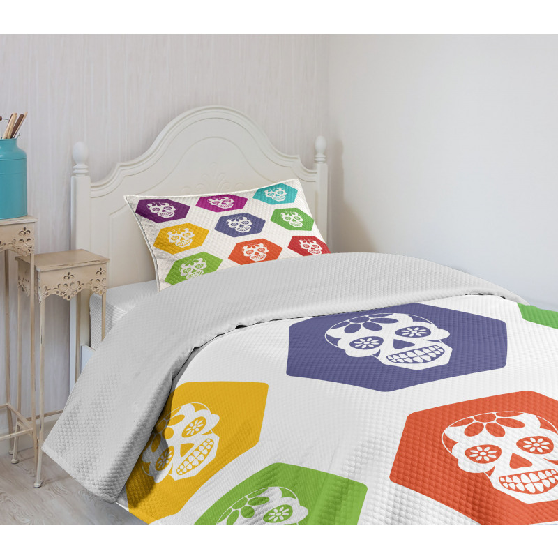 Hexagon Tiles Skull Bedspread Set