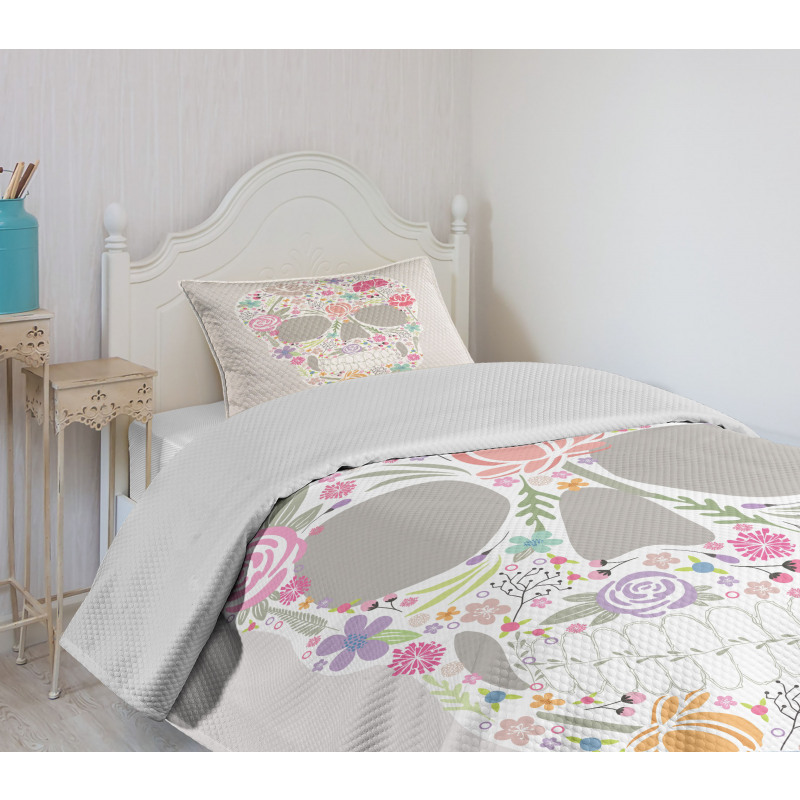 Ornamented Skull Bedspread Set