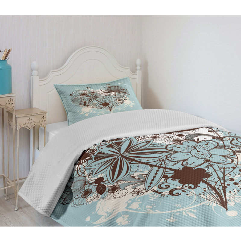 Heart Shape with Dragonflies Bedspread Set