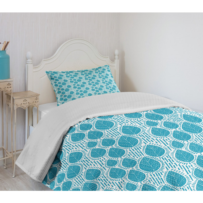 Leaf and Stripes Bedspread Set