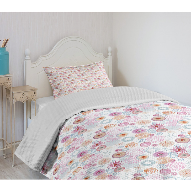 Dahlia Flower Petals Bedspread Set