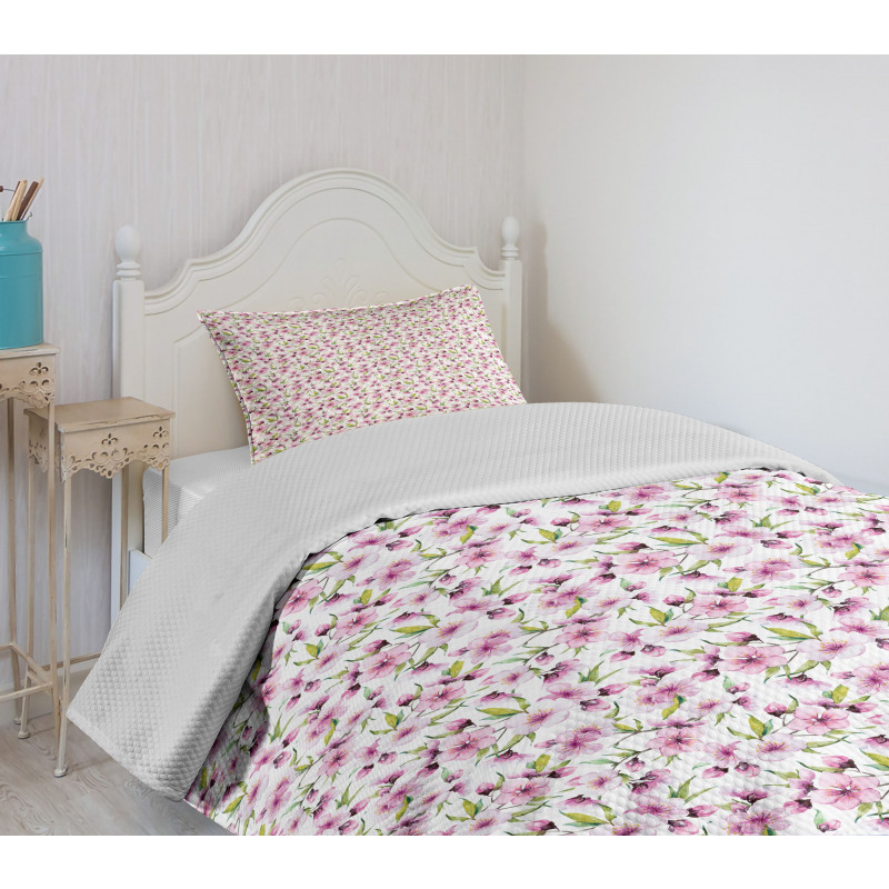 Aquarelle Style Flowers Bedspread Set