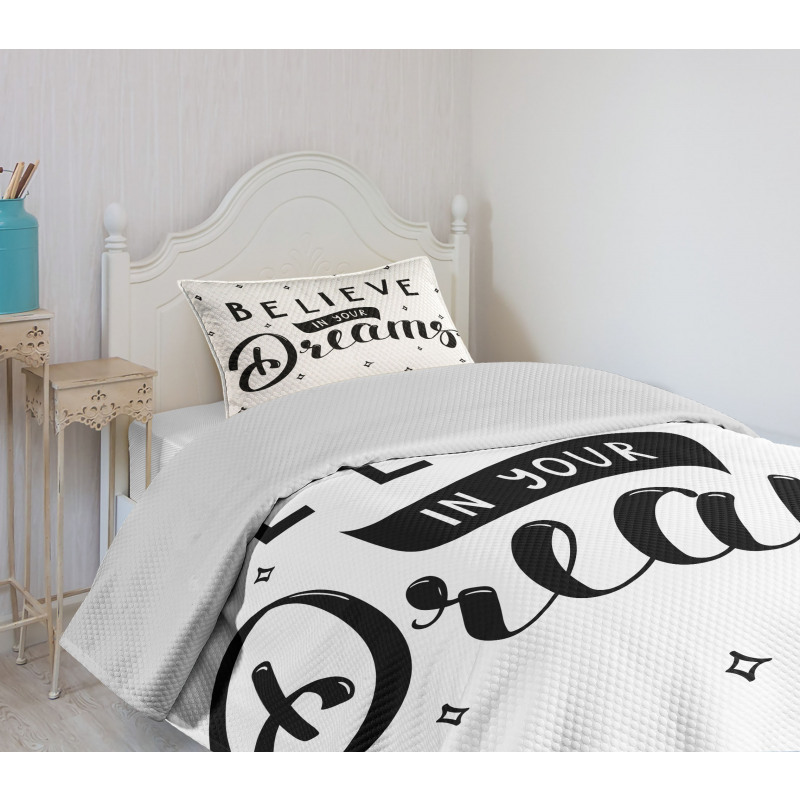 Self Confidence Phrase Bedspread Set