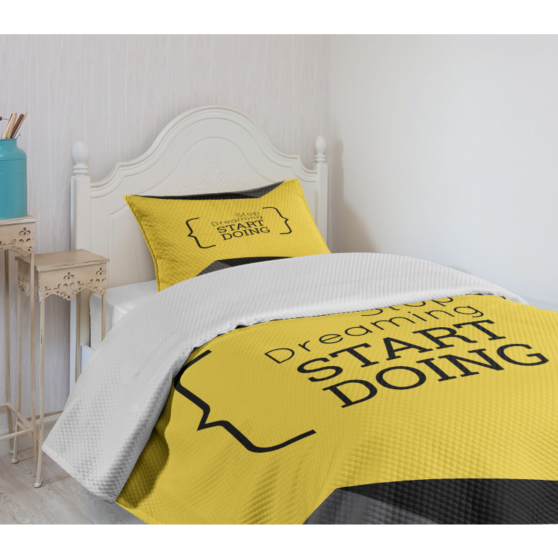 Geometric Motivational Bedspread Set