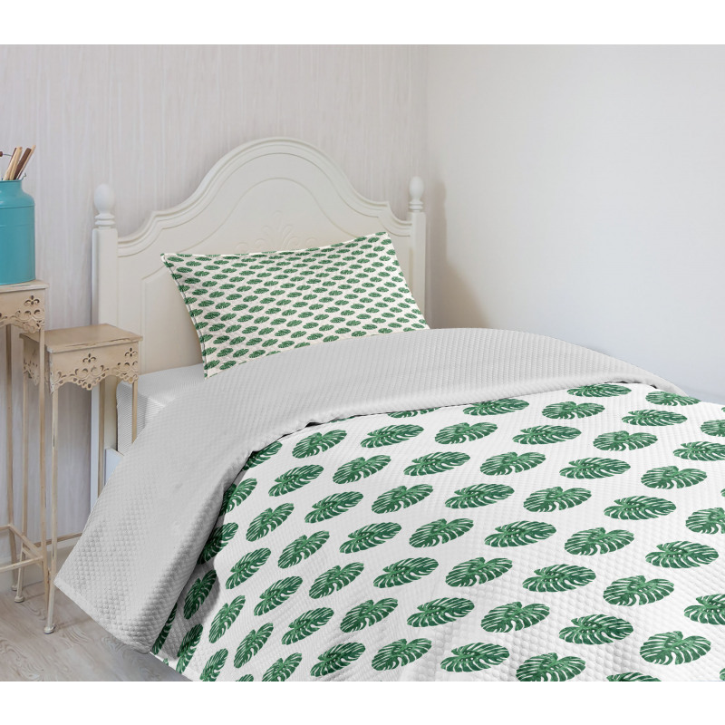 Evergreen Monstera Leaf Bedspread Set
