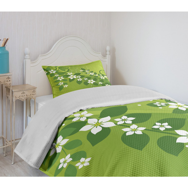 Graphic Curvy Leaves Bedspread Set