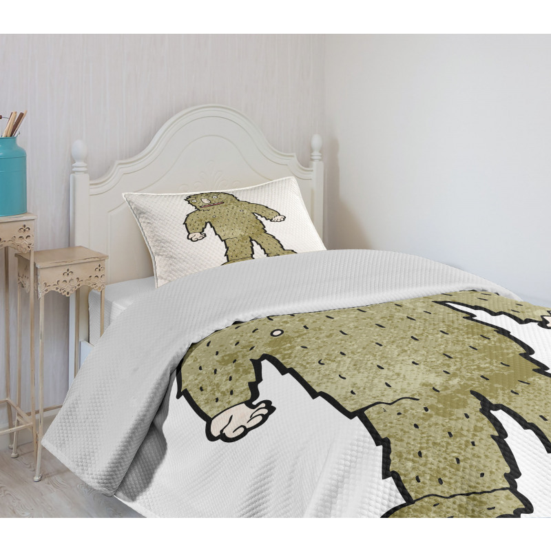 Quirky Grungy Bigfoot Bedspread Set