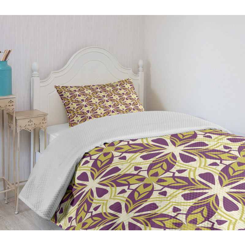 Oriental Floral Tiles Bedspread Set