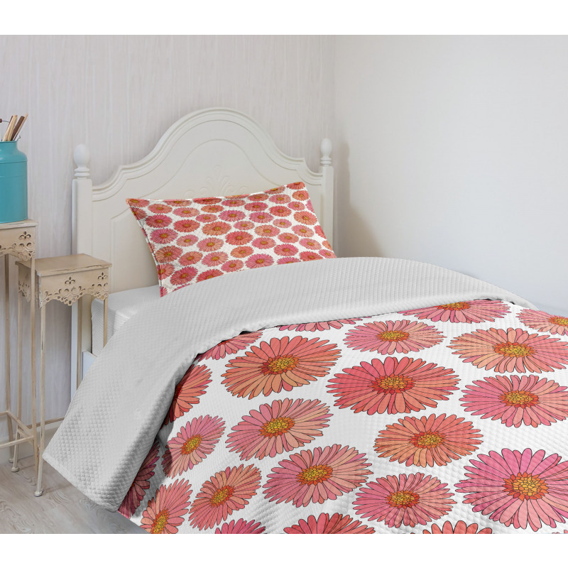 Pink Bloom Field Flourish Bedspread Set